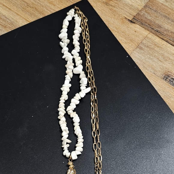 Vintage Hand Crafted Long Magnesite & Alternating Link Chain. - Picture 5 of 6